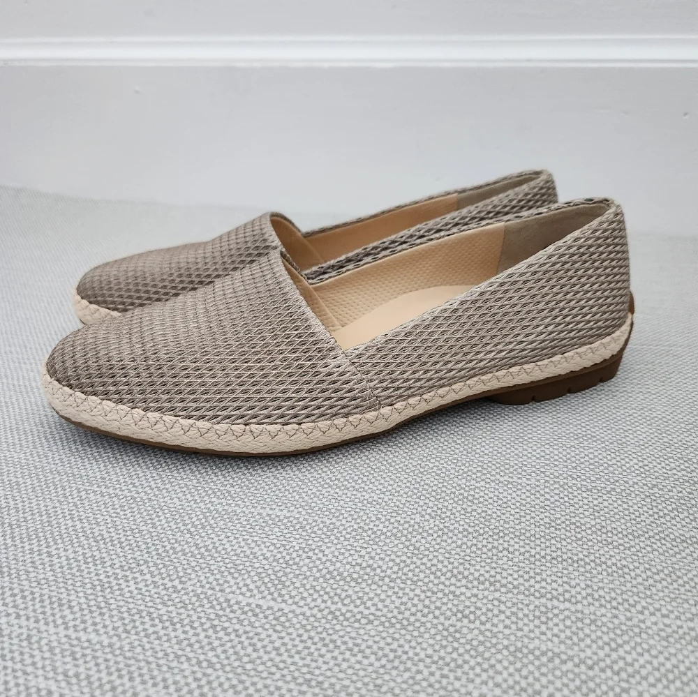 Paul Green Layla beige diamond embossed leather espadrille loafer Aus 4 US 5.5